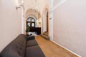 Louvre Studios - LoftAffair