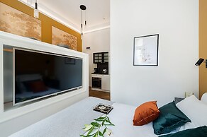 Louvre Studios - LoftAffair