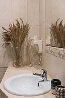 Louvre Studios - LoftAffair