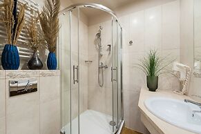 Louvre Studios - LoftAffair