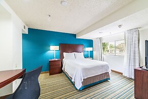 Metro Phoenix All Inclusive Living