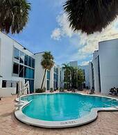 Tropical Palms Hotel