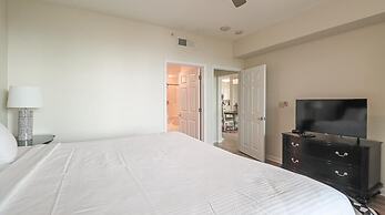 Legacy Towers I Deluxe