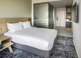 Holiday Inn Express Auckland City Centre by IHG