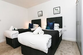 Strawberry Line, Flat 1