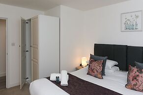 Strawberry Line, Flat 1