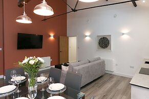 Strawberry Line, Flat 1