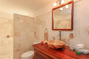 Sacbe by Stella Rentals