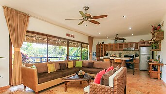 Sacbe by Stella Rentals