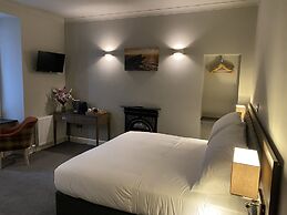 House Of Juniper - The Manse