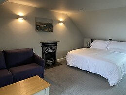 House Of Juniper - The Manse