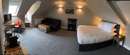 House Of Juniper - The Manse