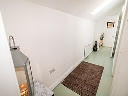 May's Cottage
