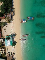 Holiday Ao Nang Beach Resort Krabi