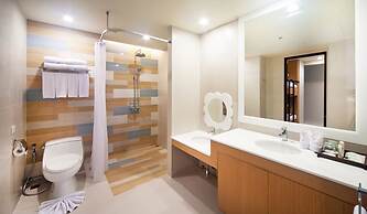 Holiday Ao Nang Beach Resort Krabi