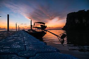 Holiday Ao Nang Beach Resort Krabi