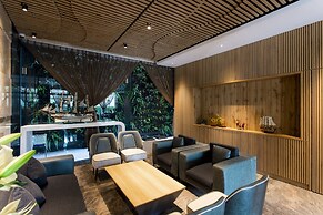 Northern Charm Hotel