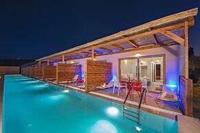Kozanos Suites with Private Pool