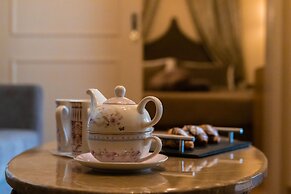 April Medieval Hotel