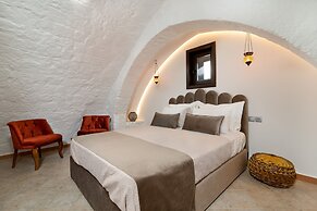 April Medieval Hotel