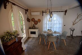 Villa Litsa Large Private Pool Walk to Beach Sea Views A C Wifi