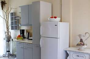 Villa Litsa Large Private Pool Walk to Beach Sea Views A C Wifi