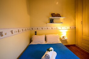 Villa Litsa Large Private Pool Walk to Beach Sea Views A C Wifi