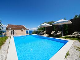 Villa Litsa Large Private Pool Walk to Beach Sea Views A C Wifi