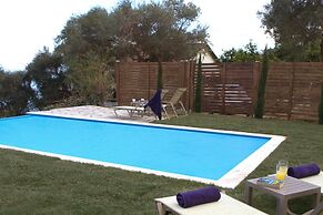 Villa Litsa Large Private Pool Walk to Beach Sea Views A C Wifi