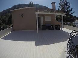 Villa Litsa Large Private Pool Walk to Beach Sea Views A C Wifi