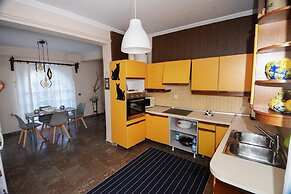 Villa Litsa Large Private Pool Walk to Beach Sea Views A C Wifi