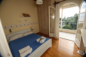 Villa Litsa Large Private Pool Walk to Beach Sea Views A C Wifi