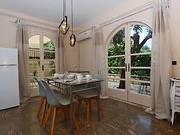 Villa Litsa Large Private Pool Walk to Beach Sea Views A C Wifi