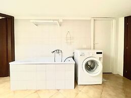 Large modern 2-storey house in the heart of Verona