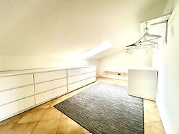 Large modern 2-storey house in the heart of Verona