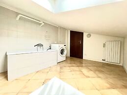 Large modern 2-storey house in the heart of Verona