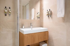 Hotel BFRESH - Pool - Fitness - Padel - By Oporto Collection - Private