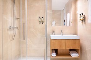 Hotel BFRESH - Pool - Fitness - Padel - By Oporto Collection - Private
