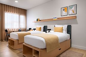 Hotel BFRESH - Pool - Fitness - Padel - By Oporto Collection - Private