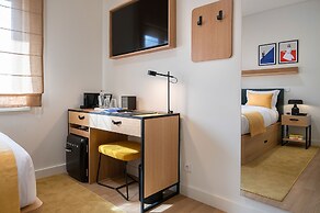 Hotel BFRESH - Pool - Fitness - Padel - By Oporto Collection - Private