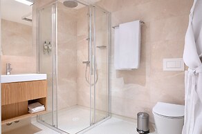 Hotel BFRESH - Pool - Fitness - Padel - By Oporto Collection - Private