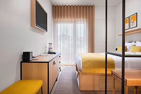 Hotel BFRESH - Pool - Fitness - Padel - By Oporto Collection - Private