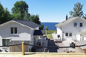 Stunning Sleeps 9 Lakeview Loghome, Spa & Yoga