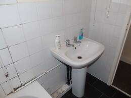 Lovely 2-bed House in Bolton Greater Manchester