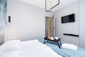 Mogilska Apartments by Renters Prestige