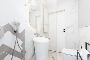 Mogilska Apartments by Renters Prestige