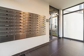 Mogilska Apartments by Renters Prestige