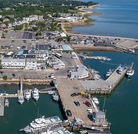 Harbourtown Suites Luxury Condo