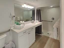 Lovers Key Resort by VTrips