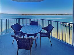 Lovers Key Resort by VTrips